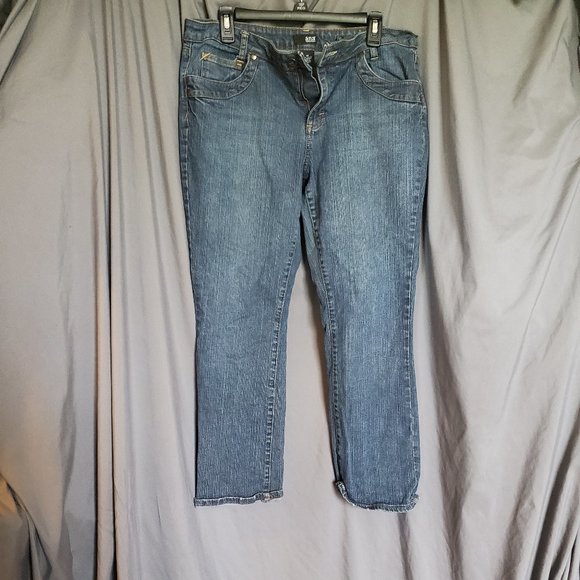 a.n.a Denim - Ana Jean's size 16p